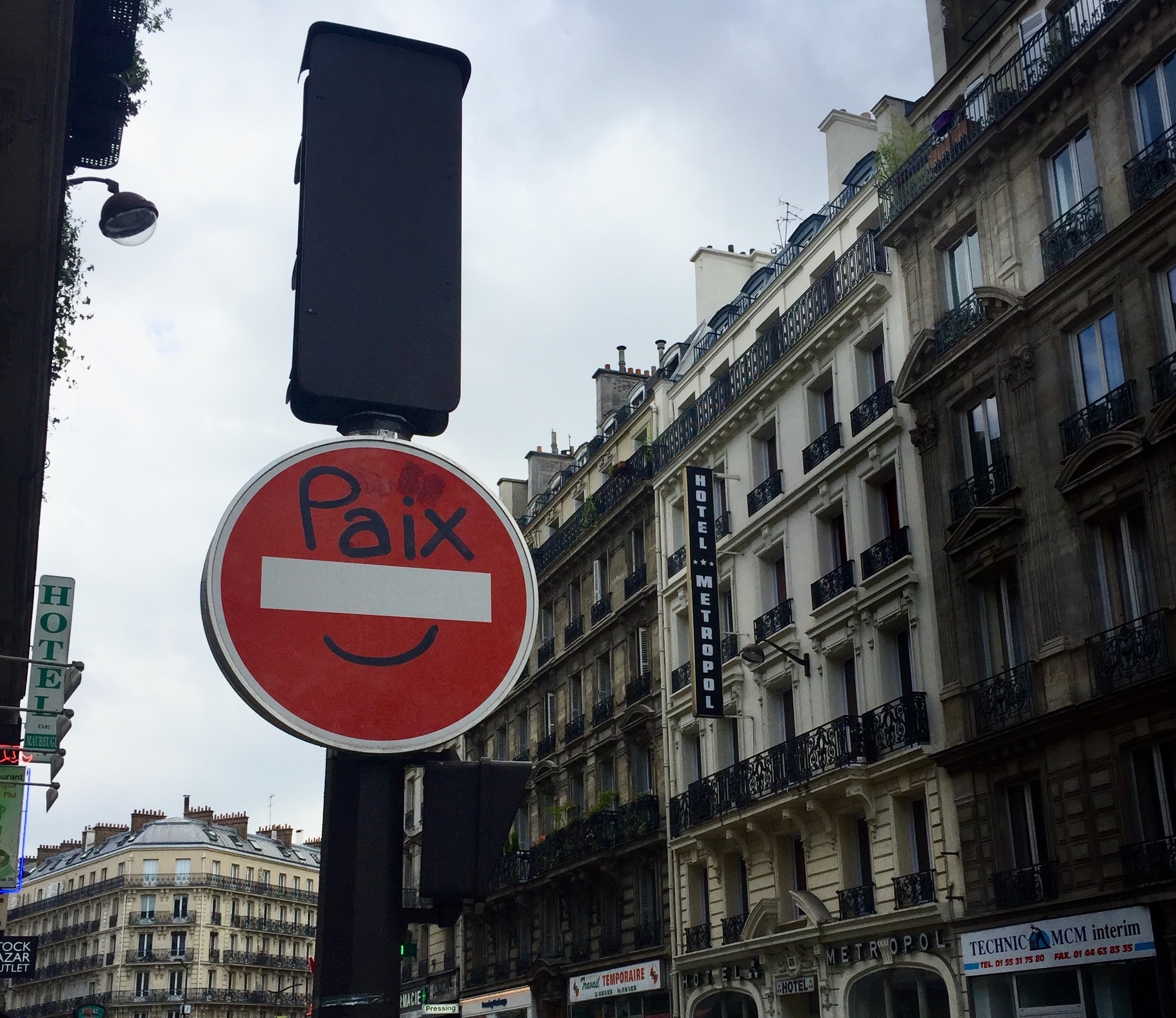 Paix Sign Cropped
